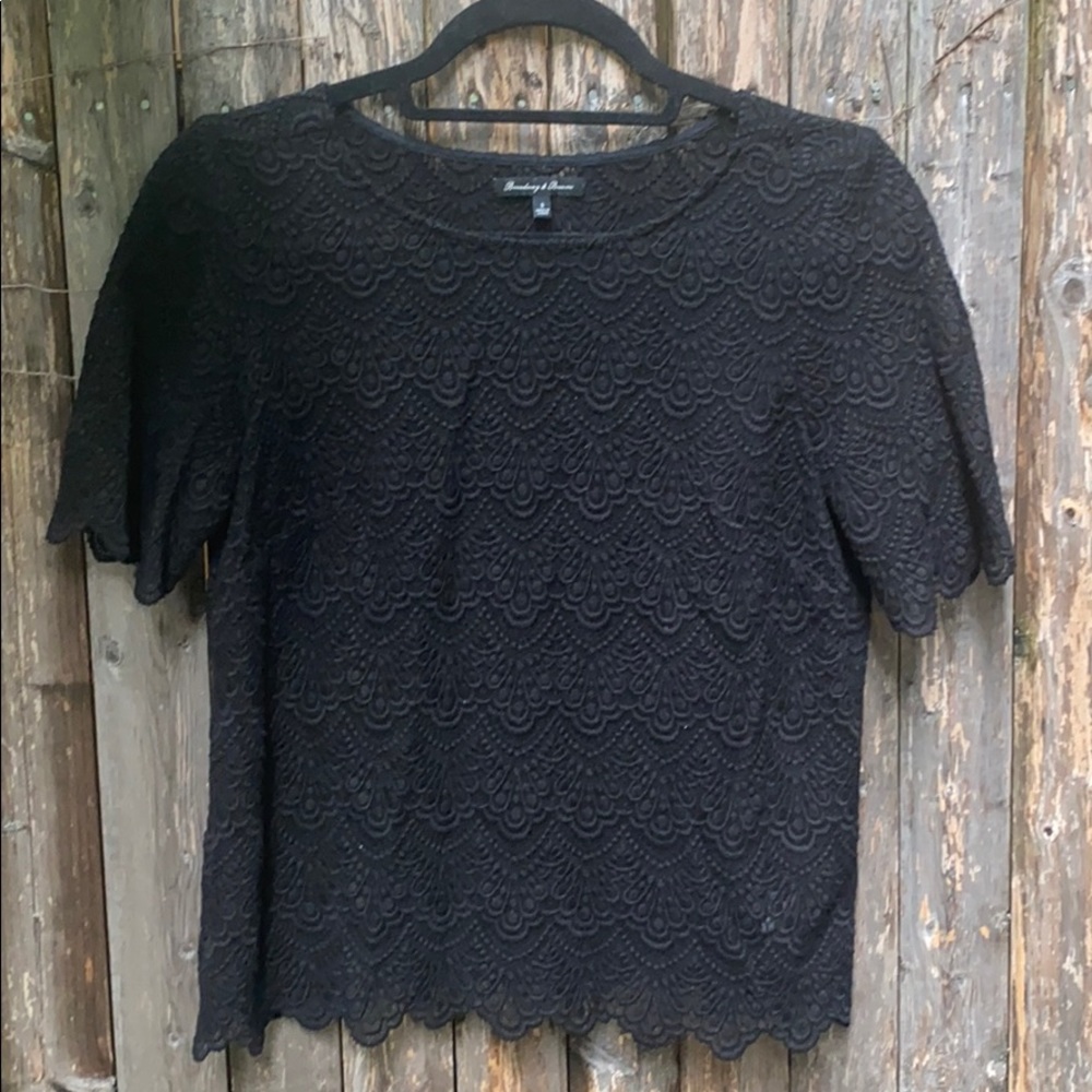Black lace crew neck short sleeve top Sz. S
